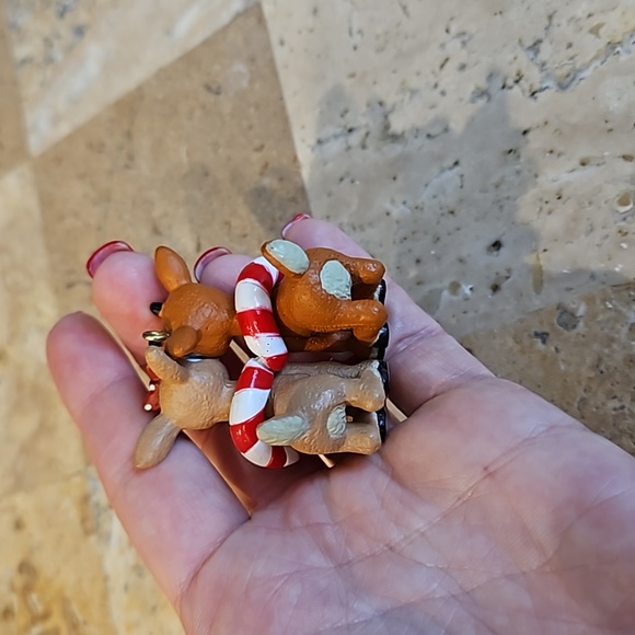 RUDOLPH THE RED-NOSED REINDEER ISLAND OF MISFIT TOYS ORNAMENT - Picture 3 of 3